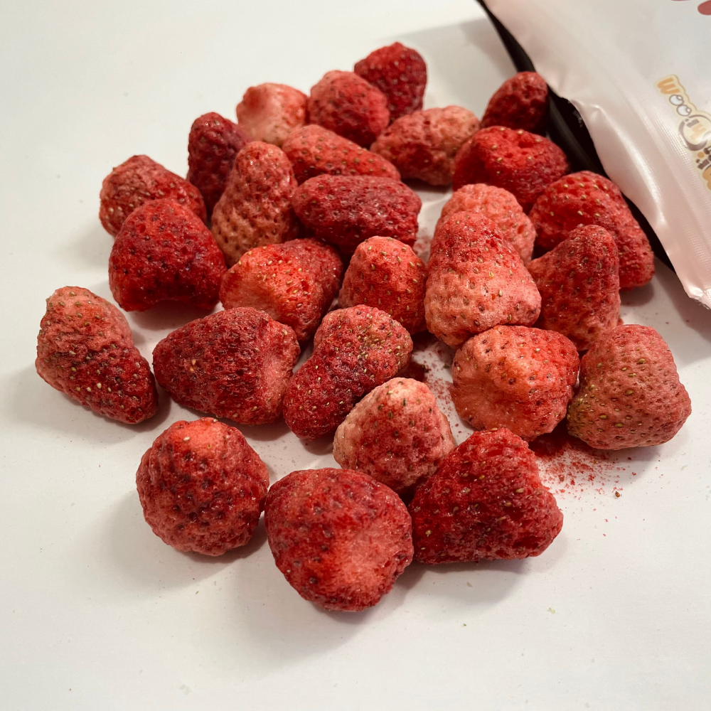 Premium Freeze-Dried Strawberry (4-Pack / 6-Pack)